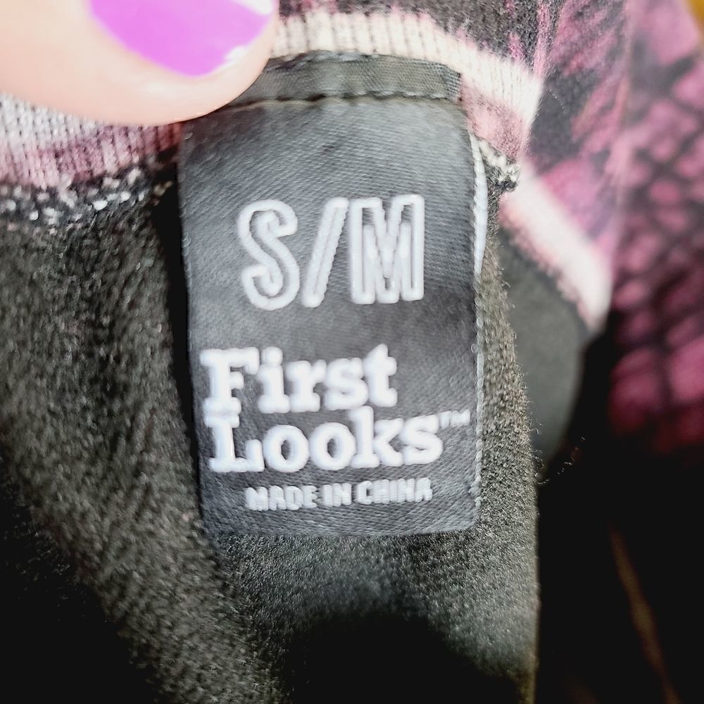 First Looks Leggins   - Picture 2 of 4